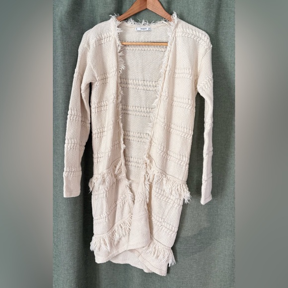 Mango Sweaters - MANGO Long Tiered Fringed Knit Cardigan size 6